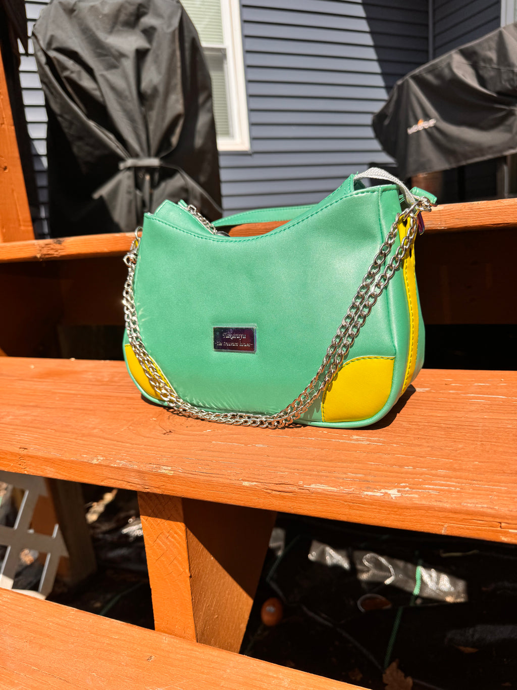 Light green shoulder bag