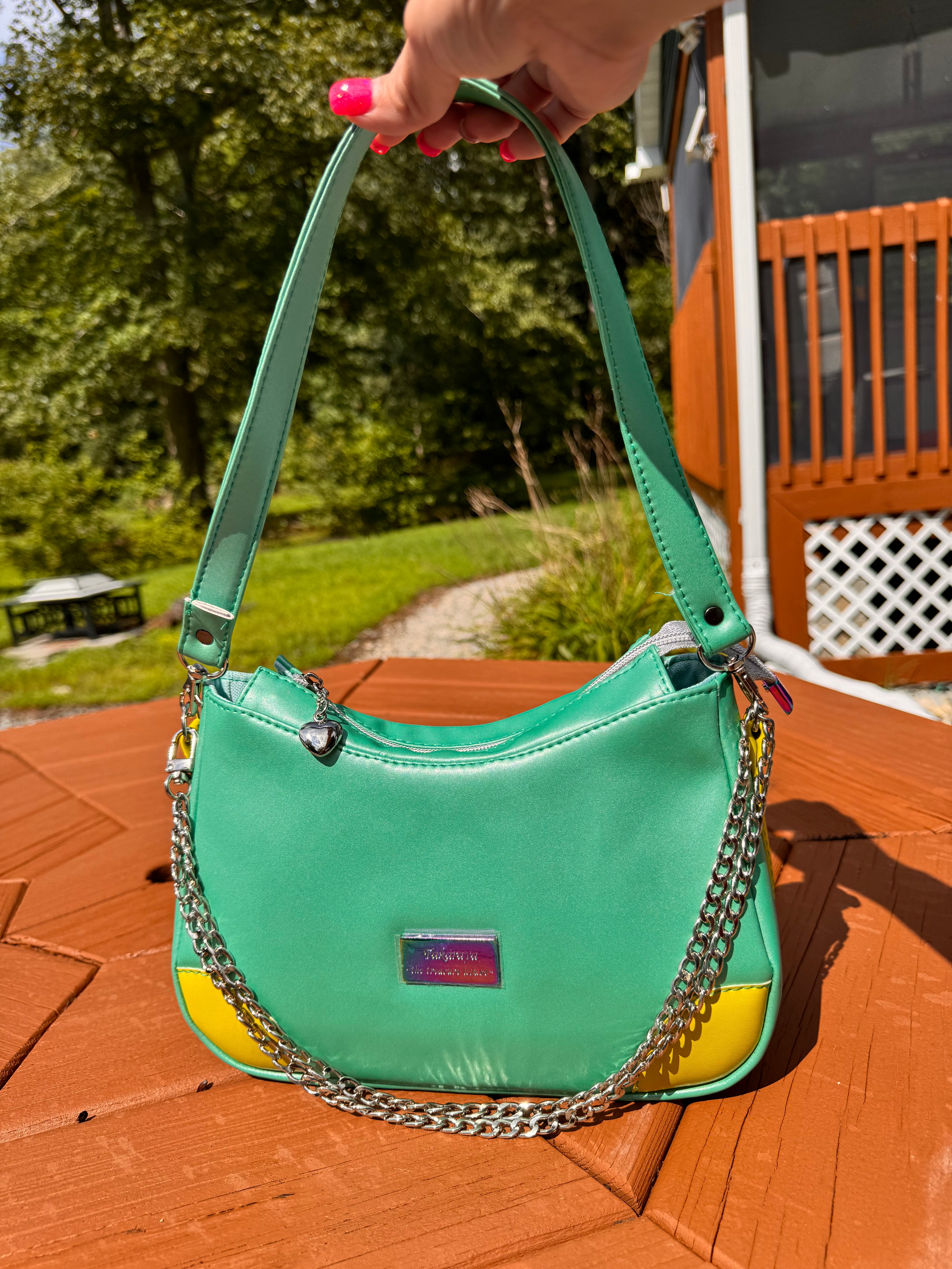 Light green shoulder bag