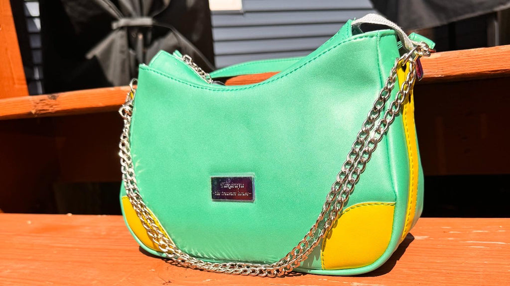 Light green shoulder bag